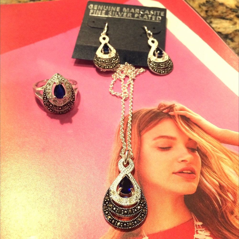 Costume Jewelry Set